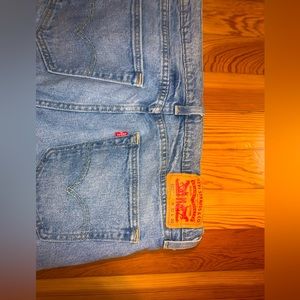 Vintage 512 Levi’s (32x30)